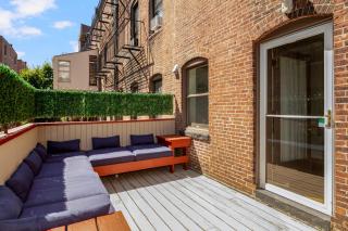 Brownstone Townhouse in Fenway - 9