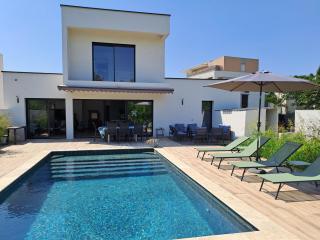Chambre chez l'habitant dans Villa d'architecte avec Piscine chauffée - Marsillargues - 0