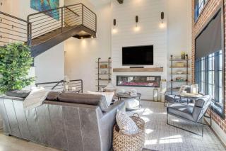Luxurious Savannah Townhome with River views - Savannah - 3