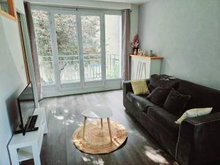 Joli F2 Gare Orléans avec parking privé et balcon Classe 3 étoiles - Orléans - 0