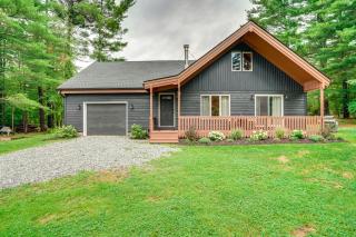 Stylish Catskills Retreat Year-Round Adventure! - Round Top - 9