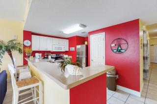 Majestic Beach Resort Tower 1-705 - Panama City Beach - 4