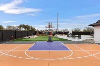 Lux Fun Zone Home - Sleeps 16 - Mesa - 5