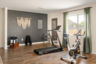 Your Unique Desert Compound - Amenities Galore - 1