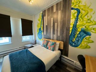 Commercial Hotel - 7