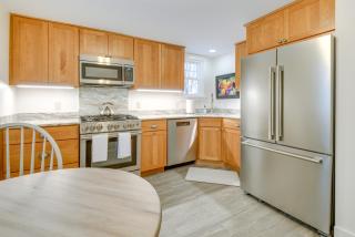 Cozy Wolfeboro Home with Private Deck 1 Mi to Lake! - Wolfeboro - 3