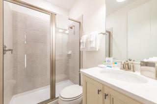 Flip Inn Paradise Cottage With Private Hot Tub Near Disney With Margaritaville Resort Island H2O Access - 8004Sb - Orlando - 3