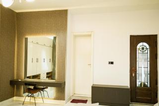5 bedroom classy fully furnished - Ikota - 8