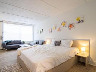 Luxury Orlando Condo Next to Disney with lake view - Kissimmee - 9