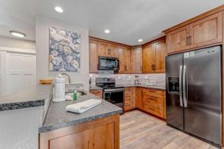 Carnelian Bay 3BR + Loft Near Beach & Trails - Carnelian Bay - 9