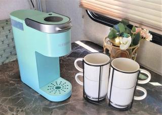 Camper close to beach with BBQ and Bicycles - 2