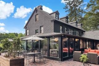 Peri Social House - Black Mountain - 9