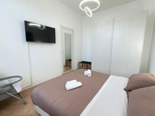 10' Malpensa Airport, alongside Train Station - Casorate Sempione - 1