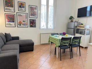 10' Malpensa Airport, alongside Train Station - Casorate Sempione - 4