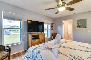 Cape Coral Home with Dock Near Beaches! - Cape Coral - 1