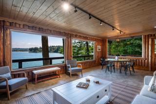 Waterfront Vashon Island Home, Beach Access and View - Vashon - 5