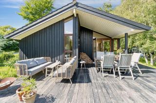 Beautiful Summer House In A Fantastic Location - 0