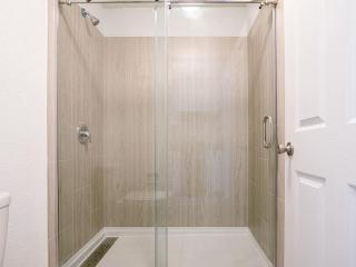 minutes to Disney 1BR Charming Condo with Pool view - Kissimmee - 5