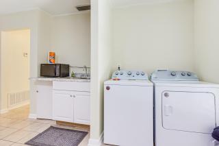 Walkable Mobile Apartment with Fenced-In Yard - Mobile - 3