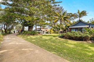 Bali Beach House by Experience Jervis Bay - 2