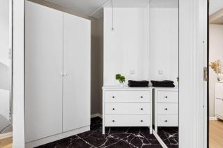 Luxurious modern room in central Oslo - EUR 4k Expensive Bed and 82'' Cinematic TV - Oslo - 8