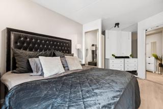 Luxurious modern room in central Oslo - EUR 4k Expensive Bed and 82'' Cinematic TV - Oslo - 7