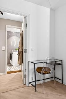 Luxurious modern room in central Oslo - EUR 4k Expensive Bed and 82'' Cinematic TV - Oslo - 6