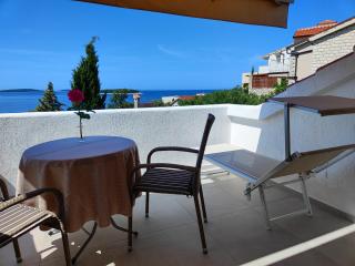 Božica -great location by the sea - 5