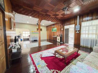 Neelofa Homestay - Kampong Bijangga - 5