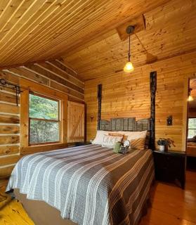 Cedar Gap Hideaway - Birdseye - 2