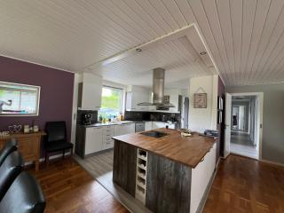 Villa with private pool and jacuzzi - 1