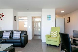 Lake Terrace Apartment - Taupo - 6