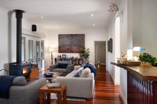Loddon Retreat - Glenlyon - 0