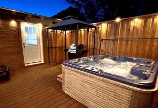 The Solstice l Hot Tub EV Charger Private Yard - Amarillo - 0