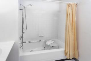 Super 8 by Wyndham Merrillville - 8