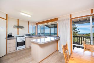Ocean Vista Large Modern Home With Ocean Views - Guilderton - 4
