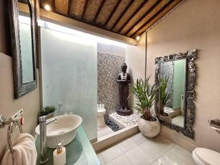Paradise Found Seminyak Villa 250m from the Beach - Seminyak - 8