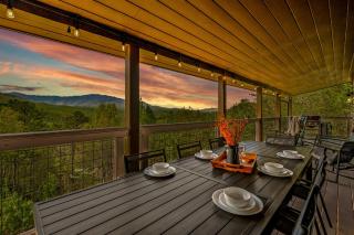 Bearded Bear Lodge - Gatlinburg - 0