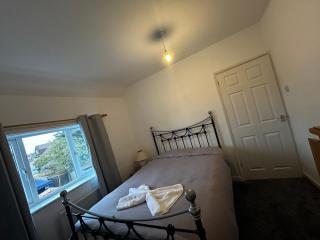 Family home near Cribbs Causeway and The Wave, just 2 minutes from Airbus and Rolls Royce - Bristol - 4