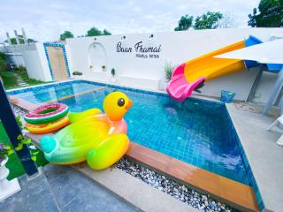 Fhamai Pool Villa Pattaya (บ้านฟ้าใหม่ พูลวิลล่า) - 2