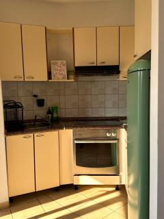 Charmy Sunny Apartment - Pakoštane - 9