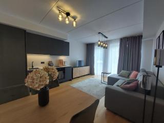 Johanna Quest Studio - 3