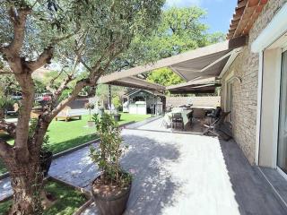 FREJUS-Villa indépendante piscine et jaccuzzi - Fréjus - 5