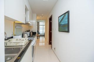 Escape24 Luxury Studio Apartment Golf Promenade Damac Hills Dubai - Dubai - 8