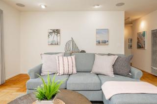 Entire Oceanview Coastal Retreat in Pacifica - Pacifica - 8