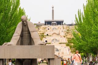 1BR Apt Cadcade Located Heart of Yerevan by Keygo 88 - Erevan - 6