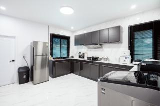 Sea'cret Stay Villa Pattaya พัทยา พูลวิลล่าพัทยา ใกล้ทะเล - Na Jomtien - 9