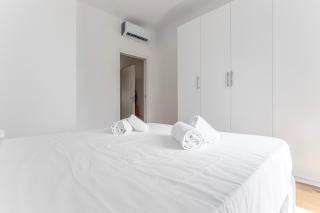 Bright Apartment 700m from Dergano M3 - Milan - 3