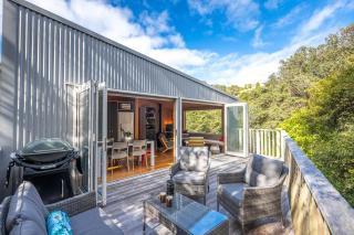 Feathers Nest, Oneroa, Waiheke - Oneroa - 0
