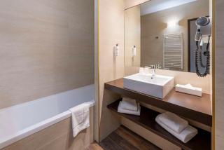 Best Western Terre de Provence - Le Cannet-des-Maures - 0